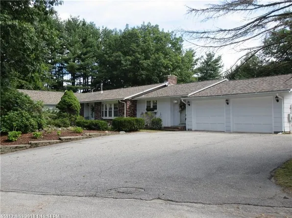 36 Andrea Ln, Auburn, ME 04210