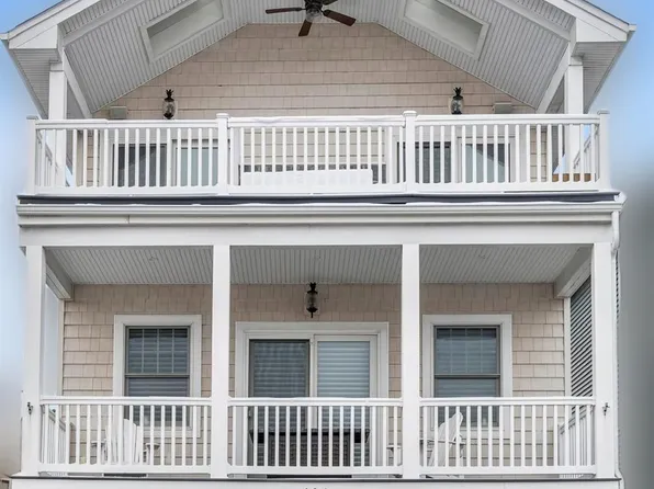 104 Pennsylvania Avenue, Long Beach, NY 11561