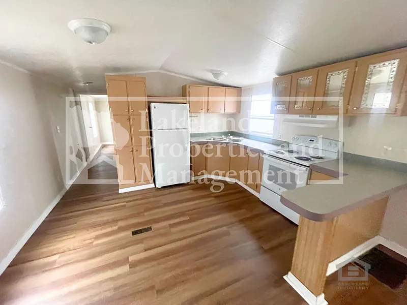 2 bed, 2.0 bath, 868 sqft, $1,295 — Photo 3