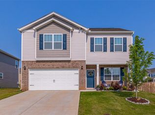 327 Callerton Dr, Piedmont, SC 29673