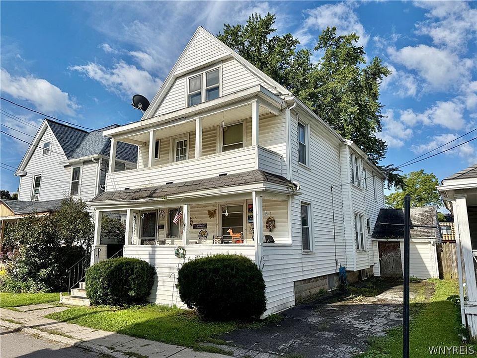 1st image of 4 McKinley Ave