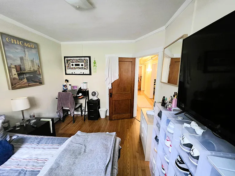 1600 W Fargo Ave #G — Photo 9
