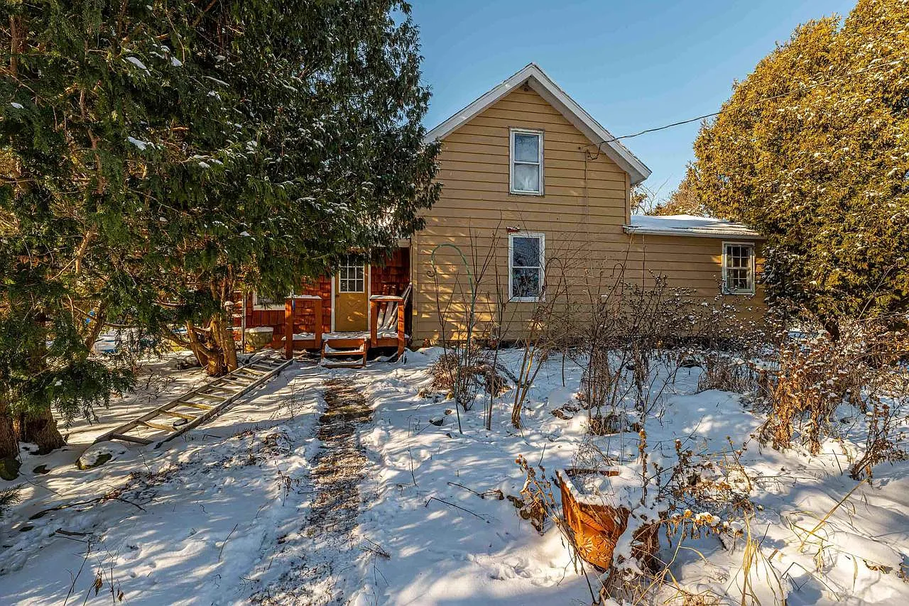2879 Muller Road photo 1