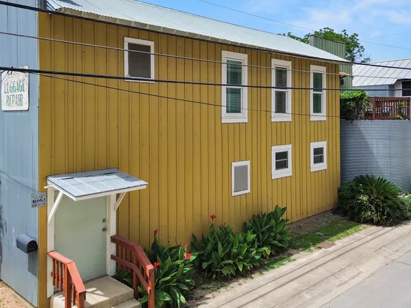414 Clay, San Antonio, TX 78204
