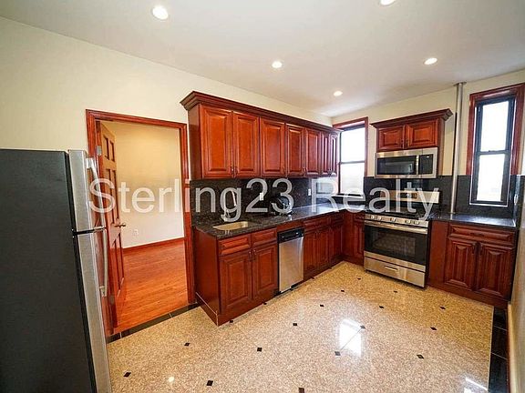 3rd image of 31-06 38th St #18