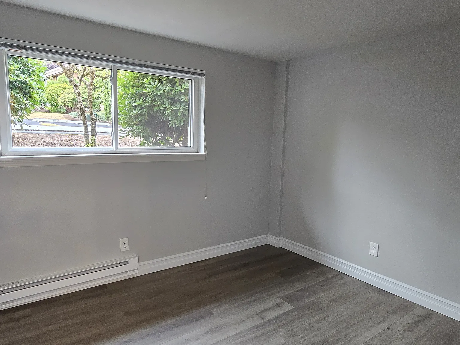 2 bed, 847 sqft, $2,400 — Photo 4