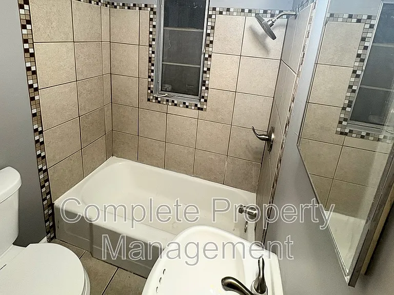 3533 Jefferson Ave SW — Photo 10