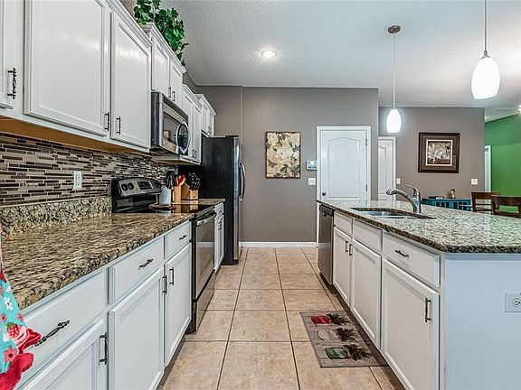 3rd image of 2309 Dakota Rock Dr
