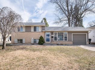 39856 Parklawn Dr, Sterling Heights, MI 48313