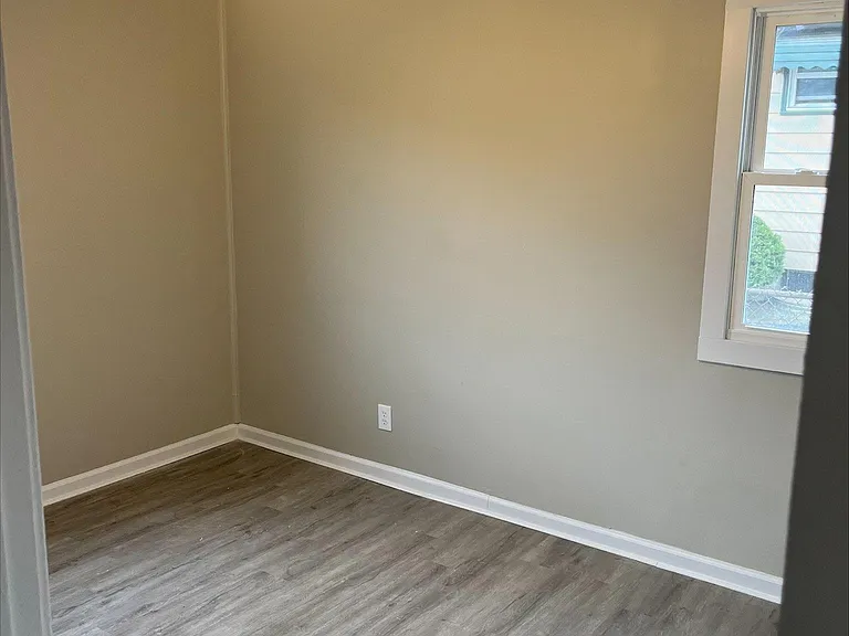 420 S Wheatland Ave — Photo 38