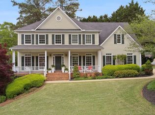 1820 Settindown Dr, Roswell, GA 30075