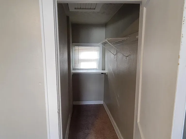 1170 Joy Ave — Photo 7