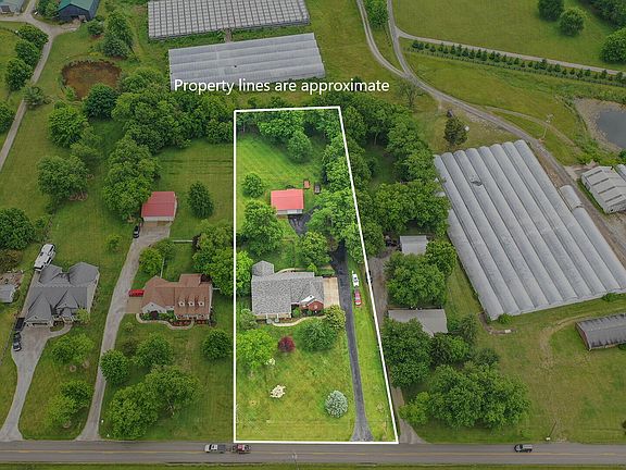 3rd image of 1869 Clintonville Rd