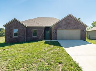 46 Queensferry Ln, Bella Vista, AR 72715