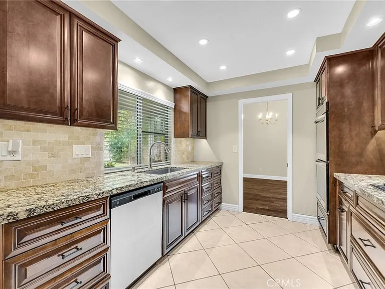 1070 Cannon Rd — Photo 19