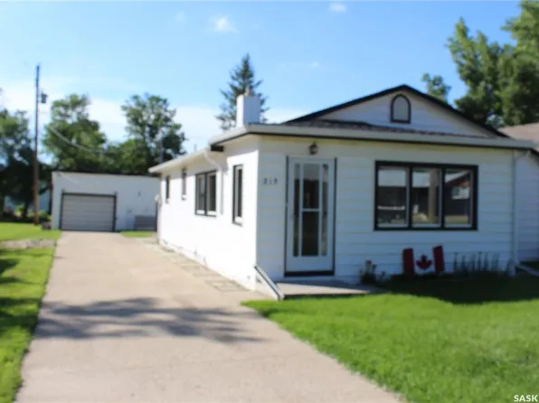 213 Westman STREET, Midale, SK S0C 1S0