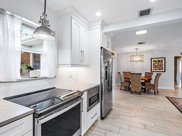 1869 Circle Dr — Photo 9