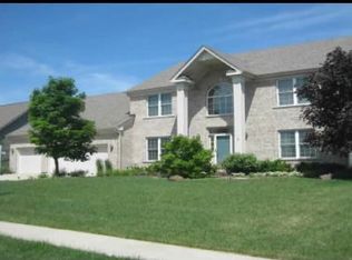 940 Hayrack Dr, Algonquin, IL 60102