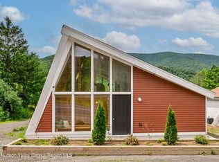 7533 Main St, Hunter, NY 12442