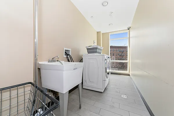 Rented by MNS | media 13