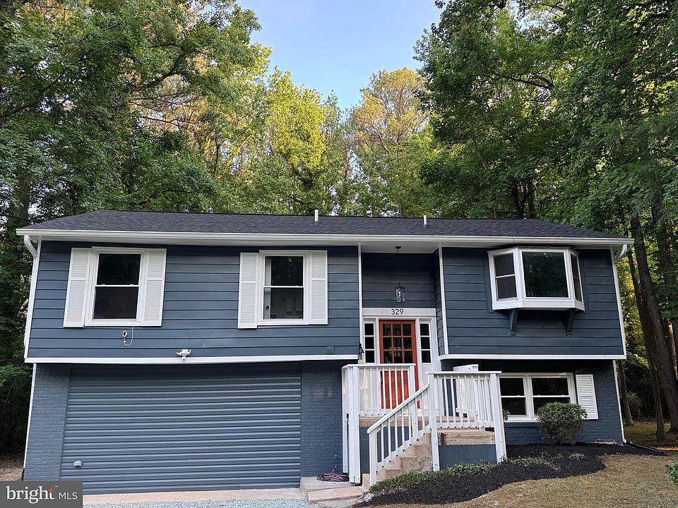1st image of 329 Chestnut Dr