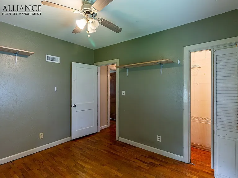 714 Thurston St — Photo 12