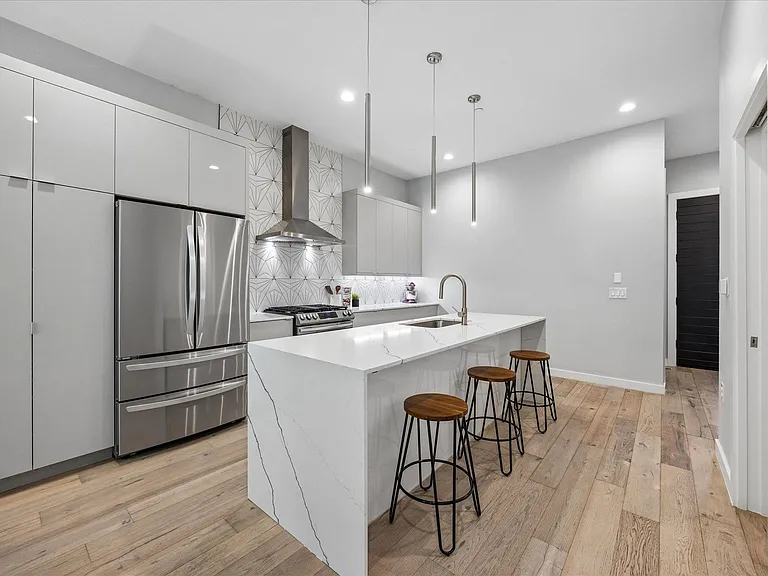 2108 Tillery St #9 — Photo 5