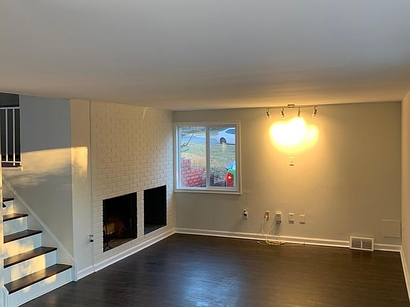 3rd image of 7314 Brad St