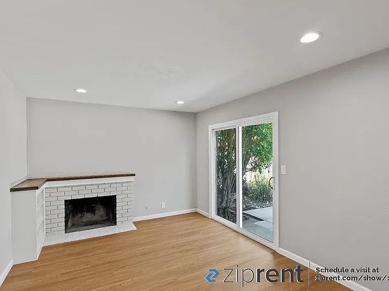 4559 Piper Dr — Photo 10
