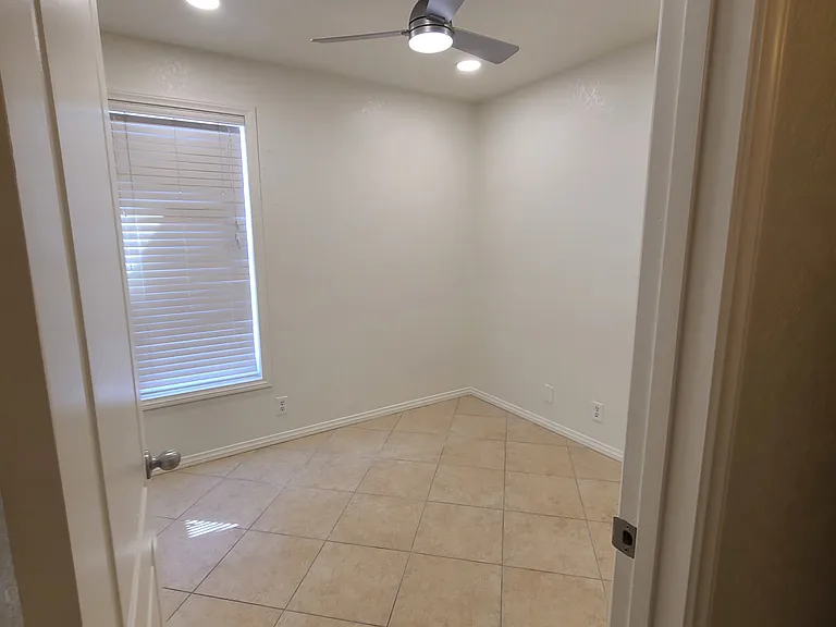 261 Cottonwood Dr — Photo 23