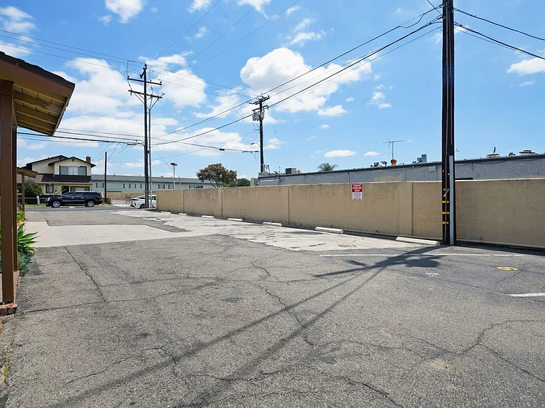 15735-15743 Eucalyptus Ave — Photo 3