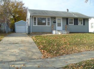 382 McClure Ave, Elgin, IL 60123