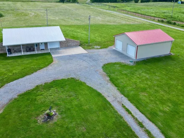 1191 Skinhouse Branch Rd, Greensburg, KY 42743