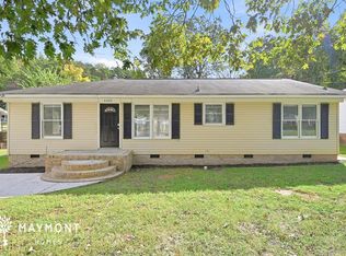 6432 Rockwell Blvd, Charlotte, NC 28269