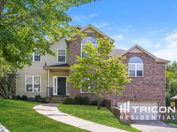 1208 Holt Hills Ct