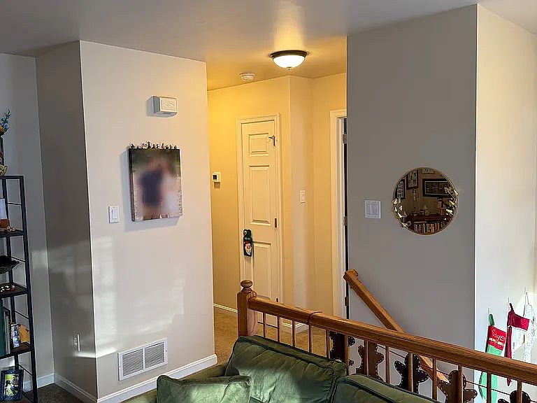 1st image of 706 Tanager Dr
