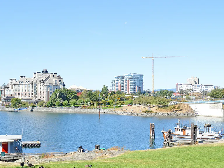 Fisgard St — Photo 64