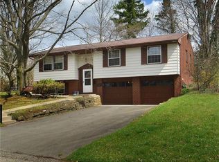 1153 Bucknell Dr, Monroeville, PA 15146