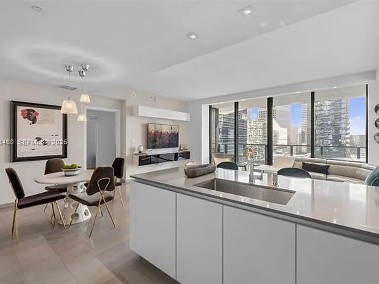88 SW 7th St #1201 — Photo 22
