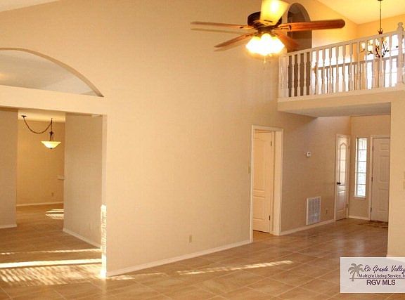 4th image of 3918 Arroyo Vista Ct