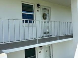 1700 Pine Valley Dr APT 317, Fort Myers, FL 33907