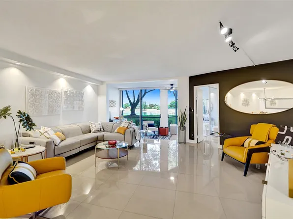 3090 N Course Drive #108, Pompano Beach, FL 33069