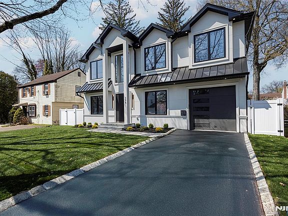 2nd image of 395 Hickory Avenue