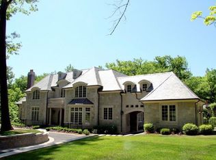 1050 Wade St, Highland Park, IL