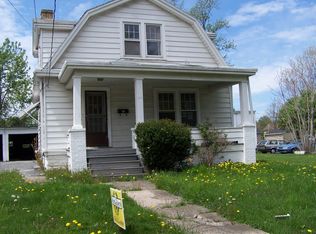 481 6th St, Struthers, OH 44471