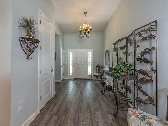 2nd image of 17 WHITE HAVEN LANE