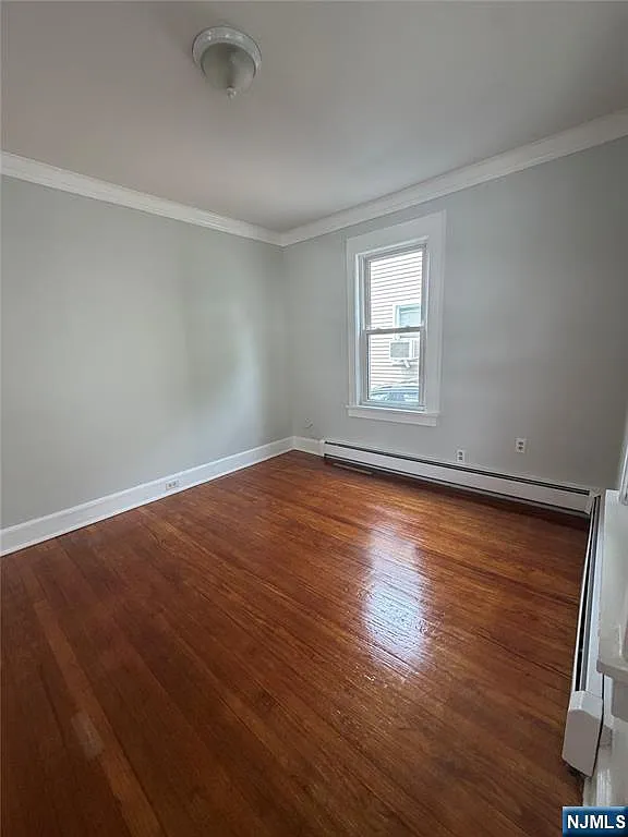 2 bed, 1.0 bath, $2,200 — Photo 3