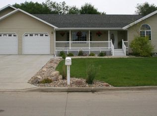 507 N 6th St, Groton, SD 57445