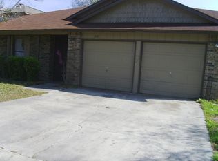 3110 Smoke Crk, San Antonio, TX 78245