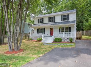 19087 Fuller Heights Rd, Triangle, VA 22172